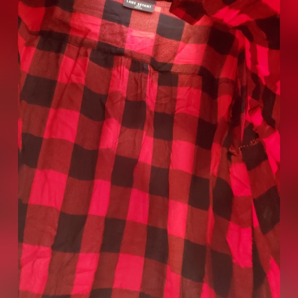 Button down top🍒 - Picture 7 of 11